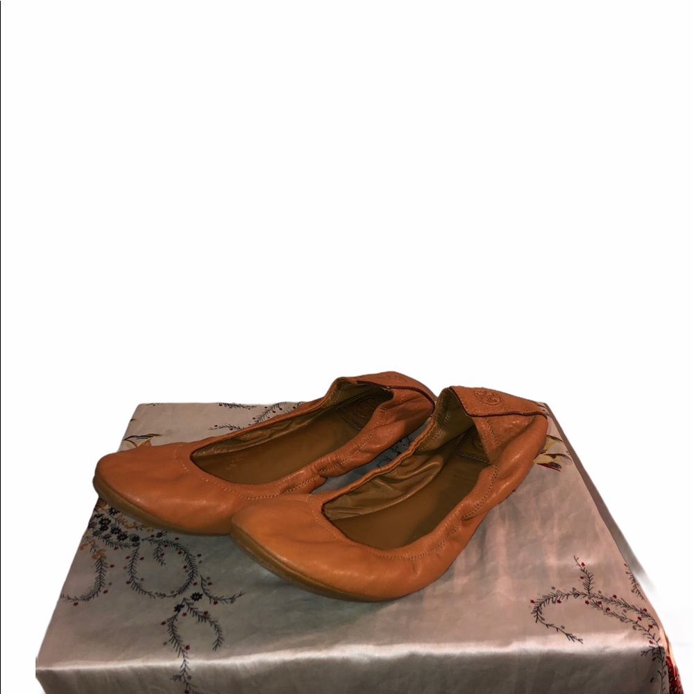 Tory Burch Leather Flats